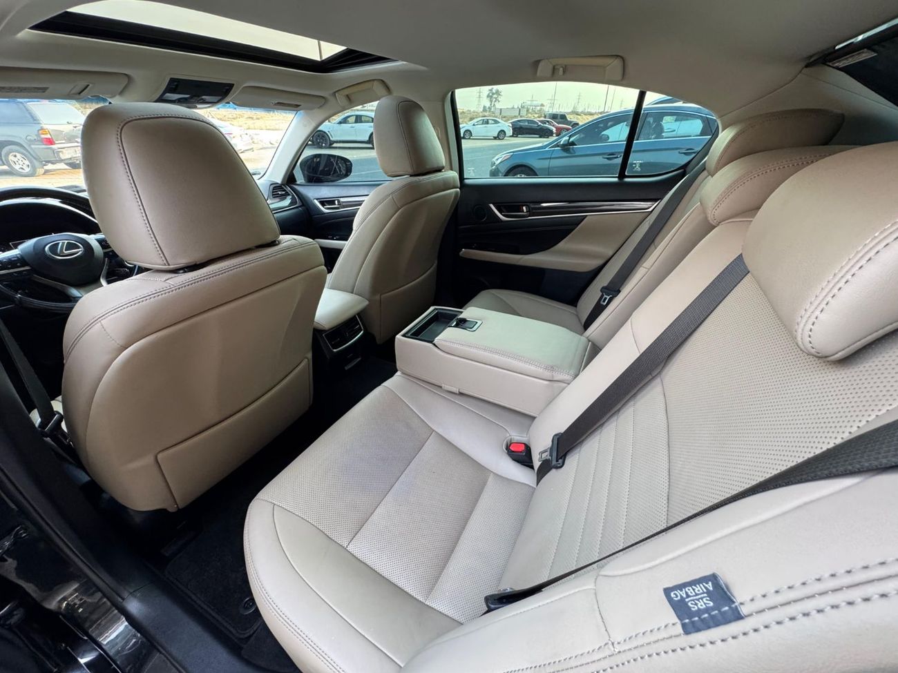 Lexus GS350 Platinum 3.5L V6 3.5L / TRIPLE XENON / RADAR / LANE KEEP ASSIST / COOLING AND HEATING SEATS / LOW MI