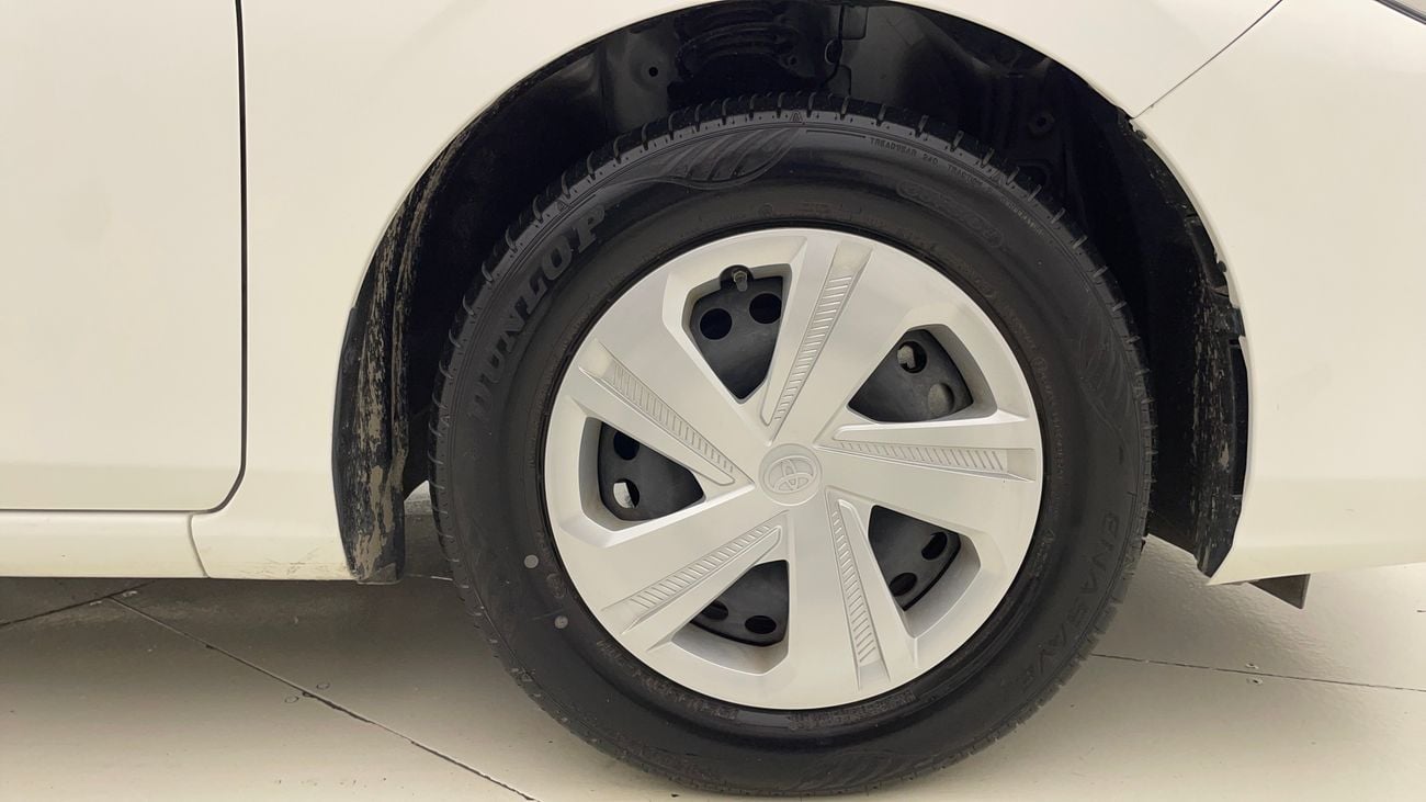 تويوتا يارس E 1.5 | بدون دفعة مقدمة | اختبار القيادة في المنزل