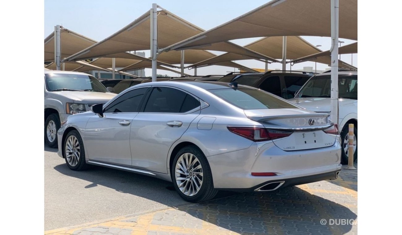 لكزس ES 350 2022 Under Warranty And Contract Service Ref#560