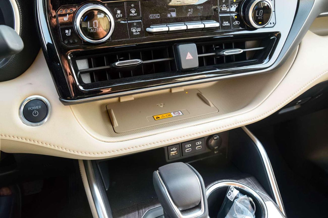 Toyota Highlander TOYOTA HIGHLANDER HYBRID LIMITED 2.5L AWD SUV 2025