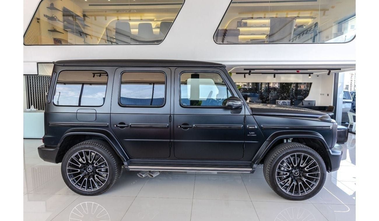مرسيدس بنز G 63 AMG Mercedes-Benz G 63 AMG Fully Loaded - Diamond Seats - Carbon Fiber - 2025 FaceLift
