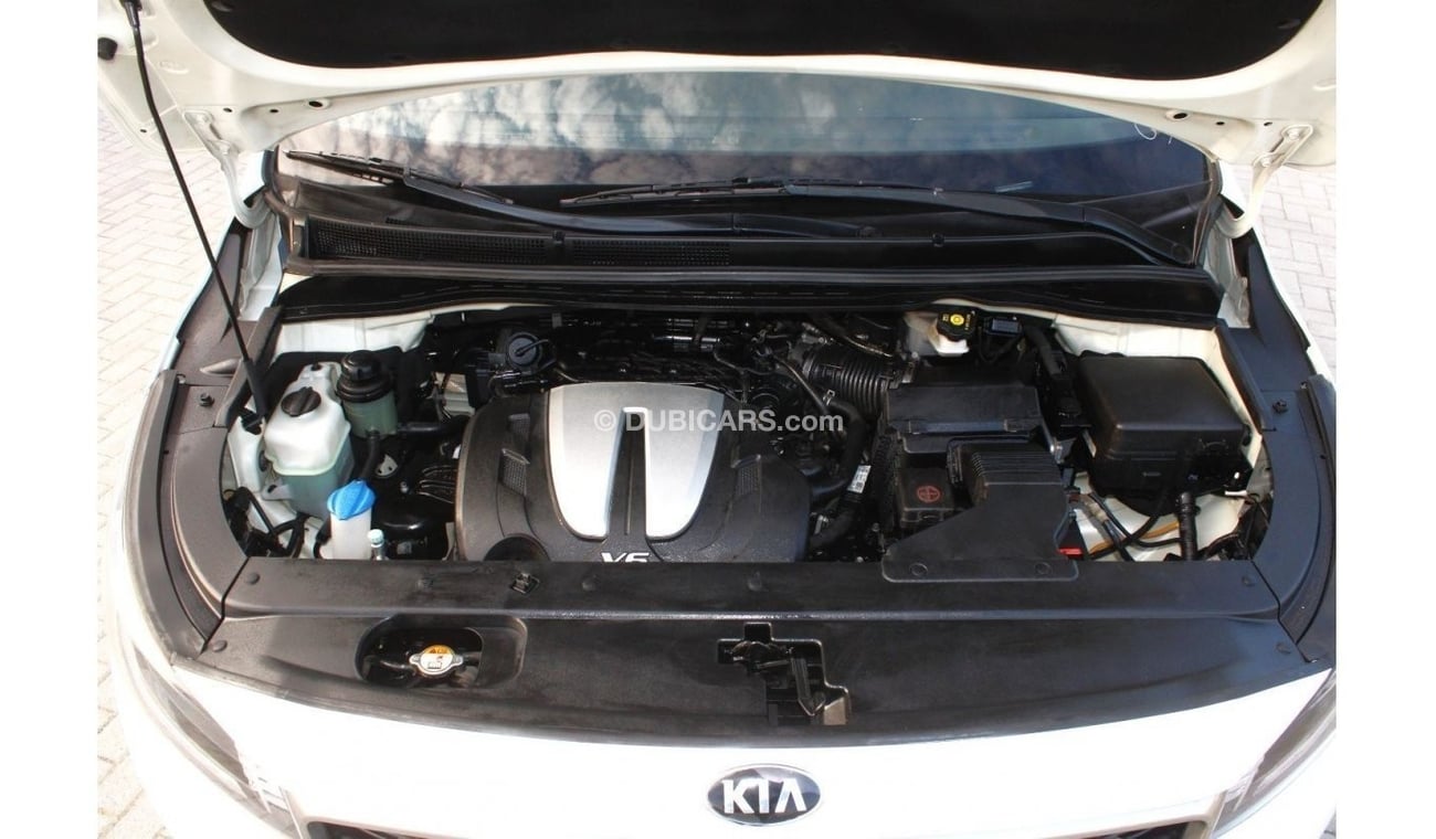 Kia Carnival Kia Carnival 2019 GCC, in excellent condition without accident