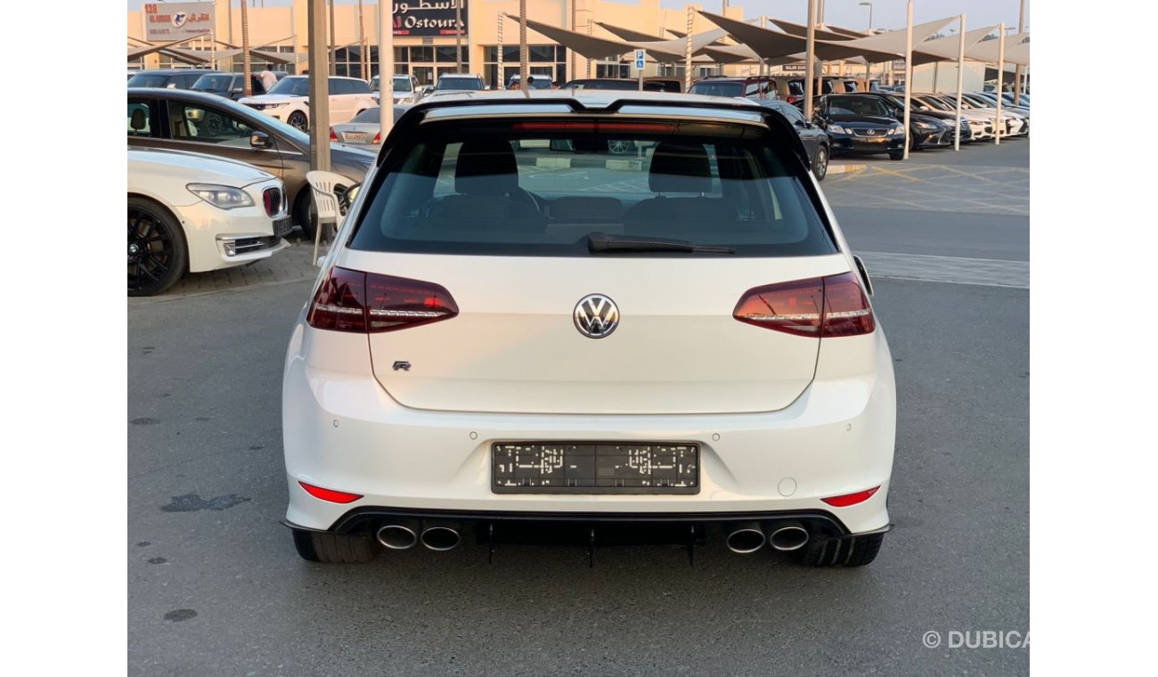 فولكس واجن جولف Volkswagen Golf R_Gcc_2016_Excellent_Condition _Full option