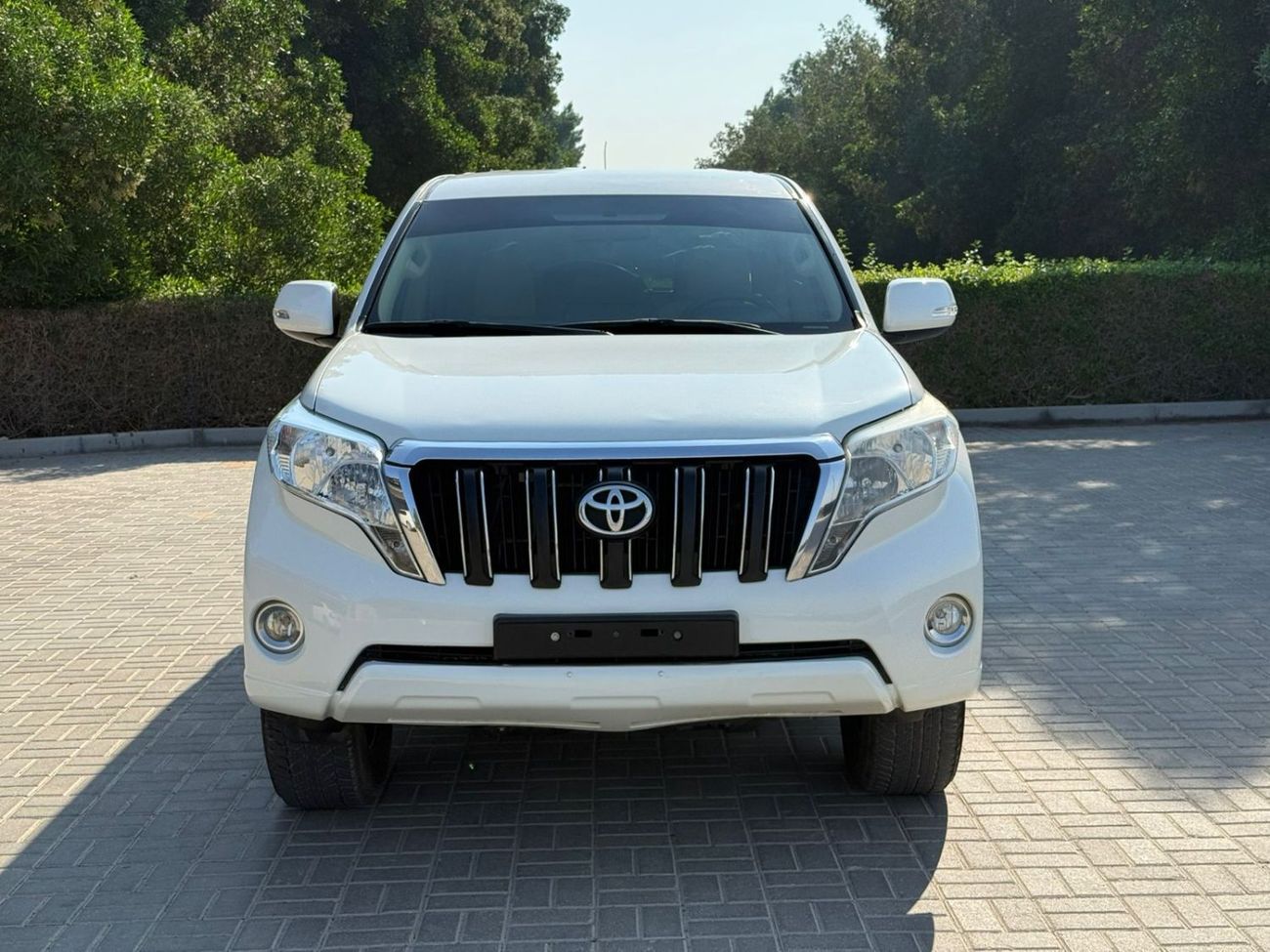 Toyota Prado TX-L 4.0L LHD-GCC SPECS-Automatic-Petrol-4WD-6 Cylinder-7 Seats-5 Doors