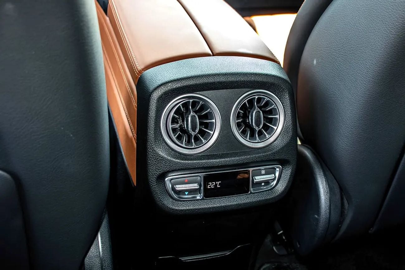 Mercedes Benz G63 AMG G 63 AMG Japanese Specs