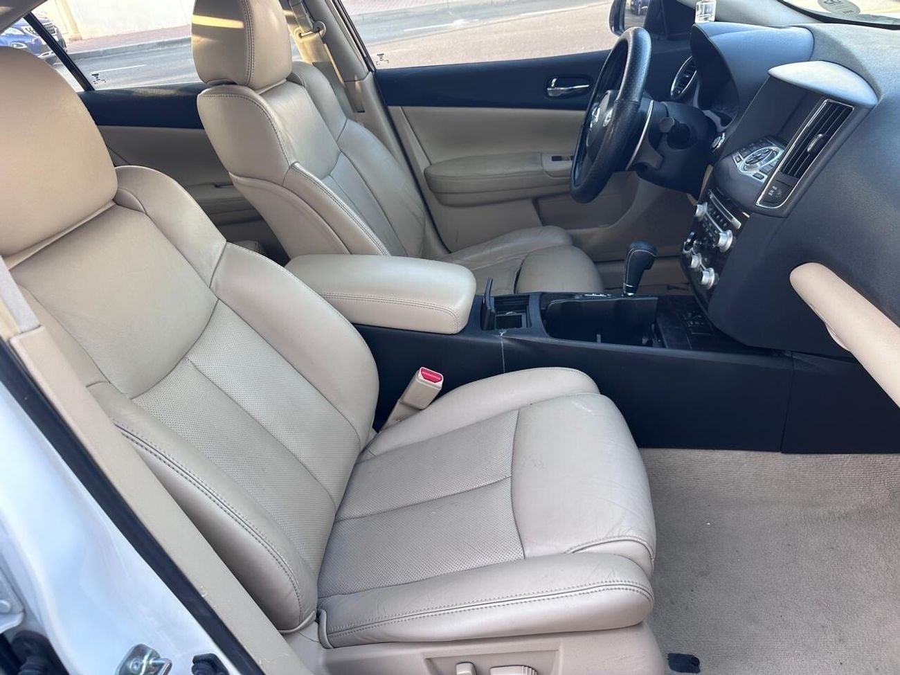 Nissan Maxima