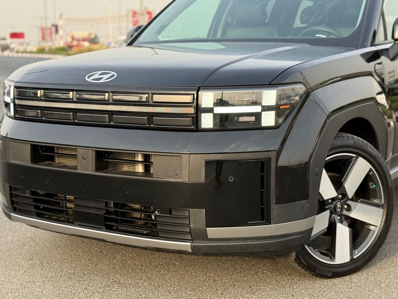 Hyundai Santa Fe Limited FE 360 camera, panoramic,leather seats, Full Option