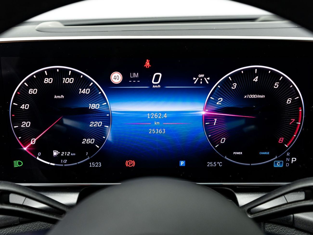 Mercedes-Benz GLC 300 2024 Mercedes GLC 300 4Matic, August 2029 Mercedes Warranty + Service Contract, Low KMs, GCC