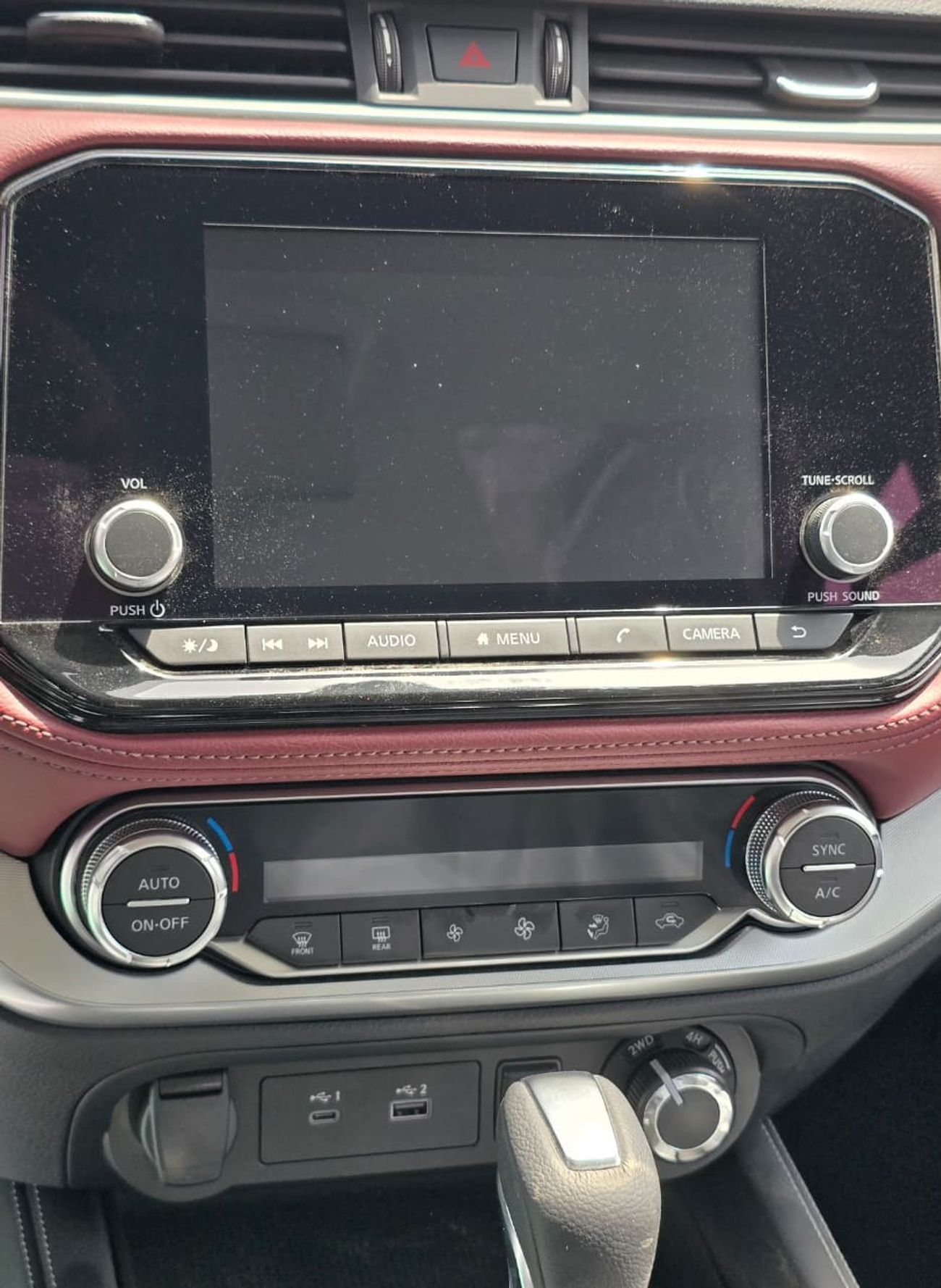 نيسان إكستيرا Platinum 2.5L AWD