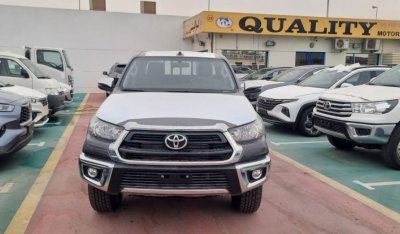 Toyota Hilux 2.4  deseil  4x4  SR5  manual gear 2023