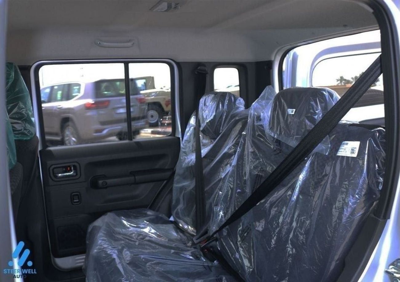 سوزوكي جيمني GLX 2025 | 5 Door | 9 inch Display | Hill Decent Control | Headlamp Washers | Rear Camera | Parking 