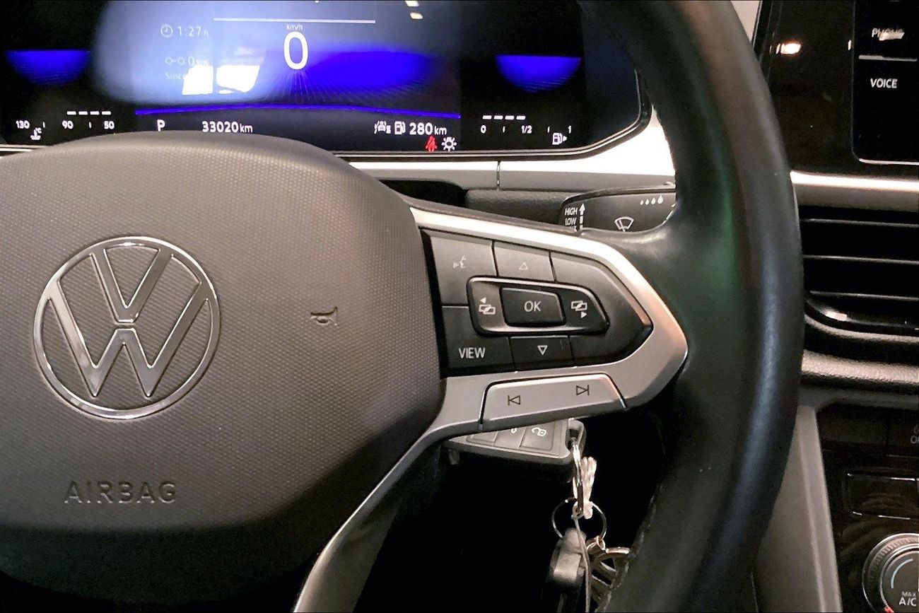 بي أم دبليو 318i Executive | شامل الضمان | 0 ﺪﻔﻋﺓ ﺃﻮﻟﻯ