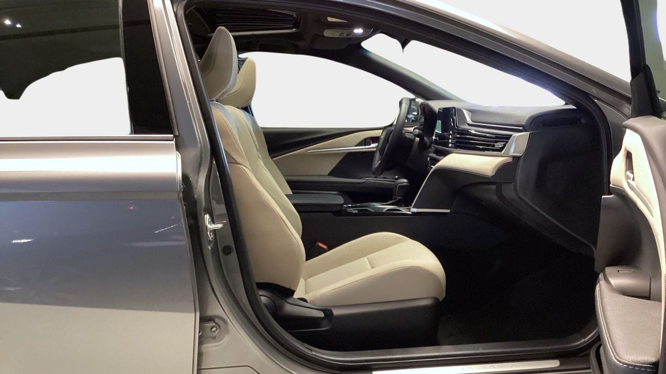 تويوتا كامري 2.5 HEV XLE E-CVT | شامل الضمان | 0 ﺪﻔﻋﺓ ﺃﻮﻟﻯ