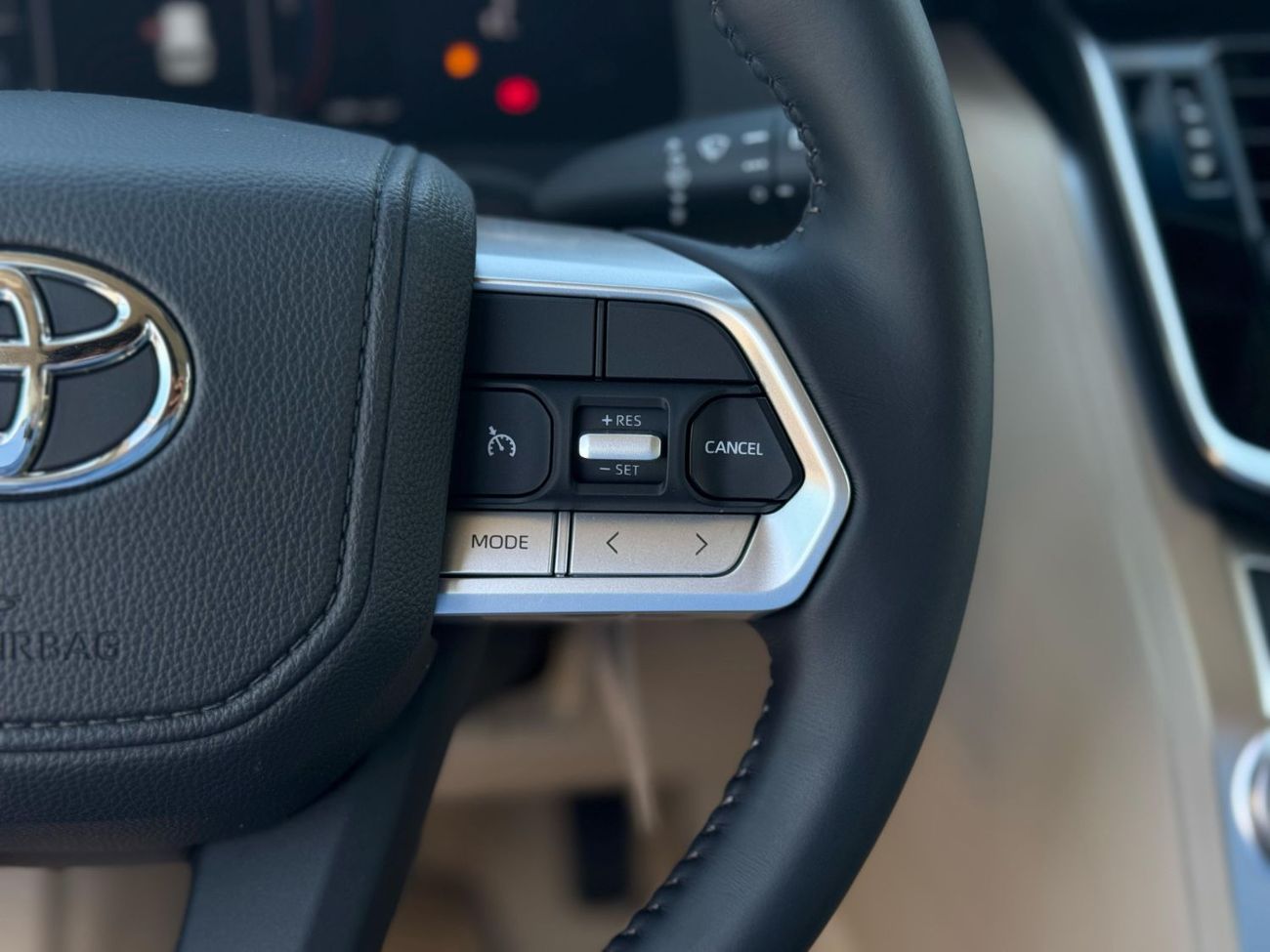 Toyota Land Cruiser GXR 4.0L