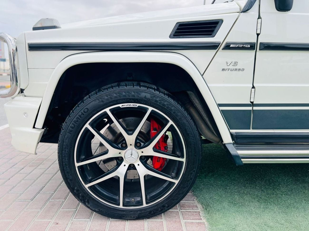 Mercedes Benz G63 AMG MERCEDES-BENZ G 63 AMG 2016 Std 5.5L/V8