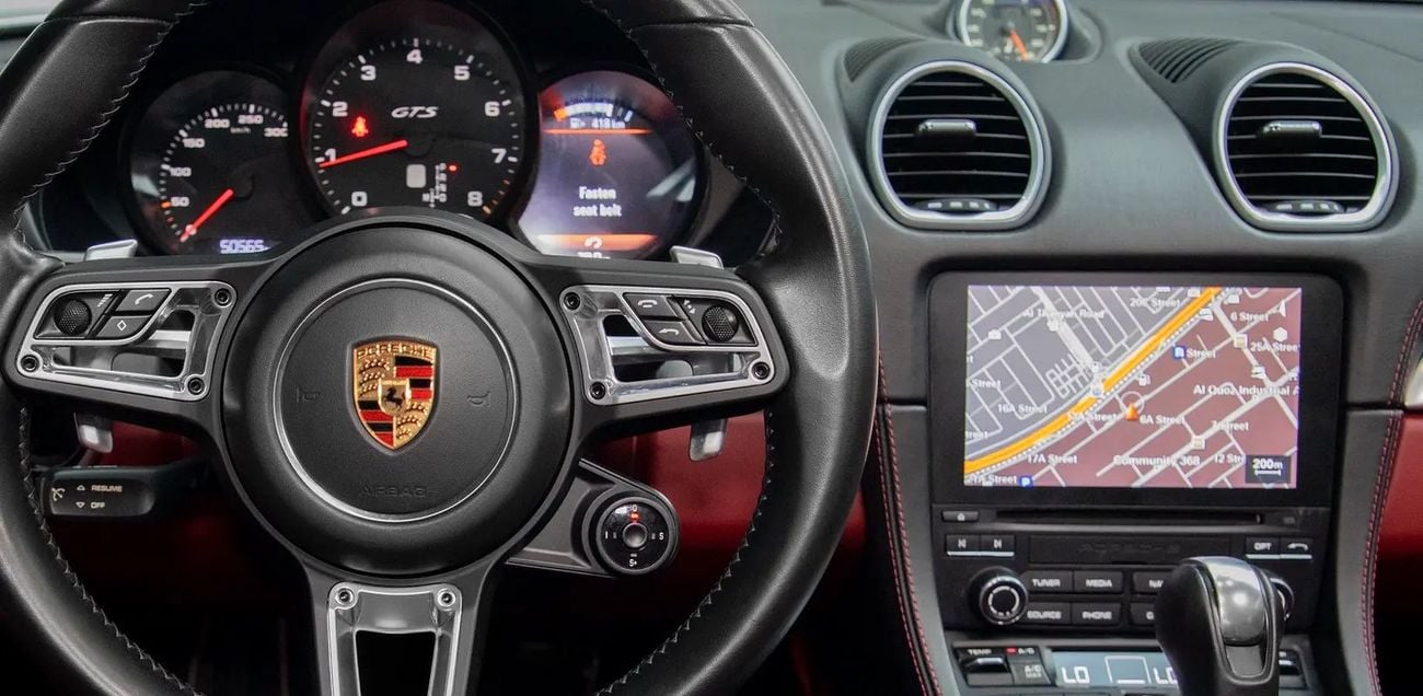 Porsche 718 Cayman GTS • Sport Chrono • FSH • GCC Spec