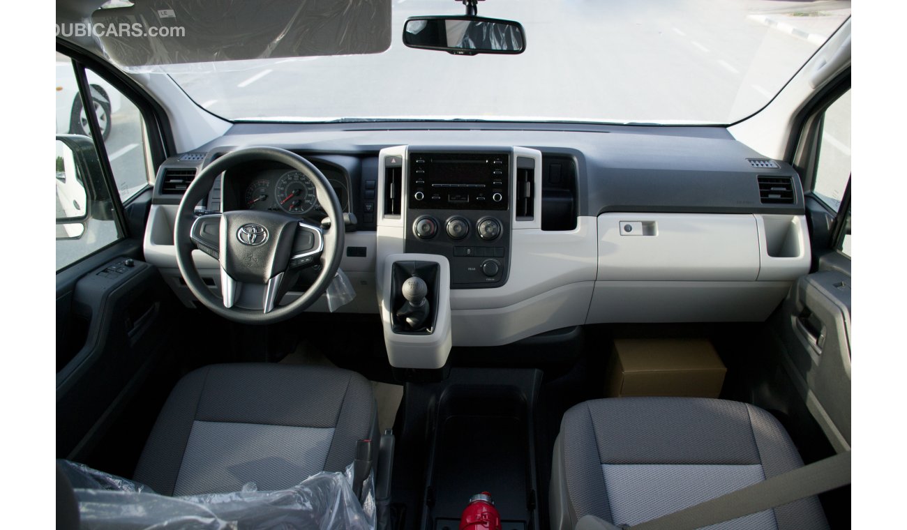 Toyota Hiace - 3.5L - M/T