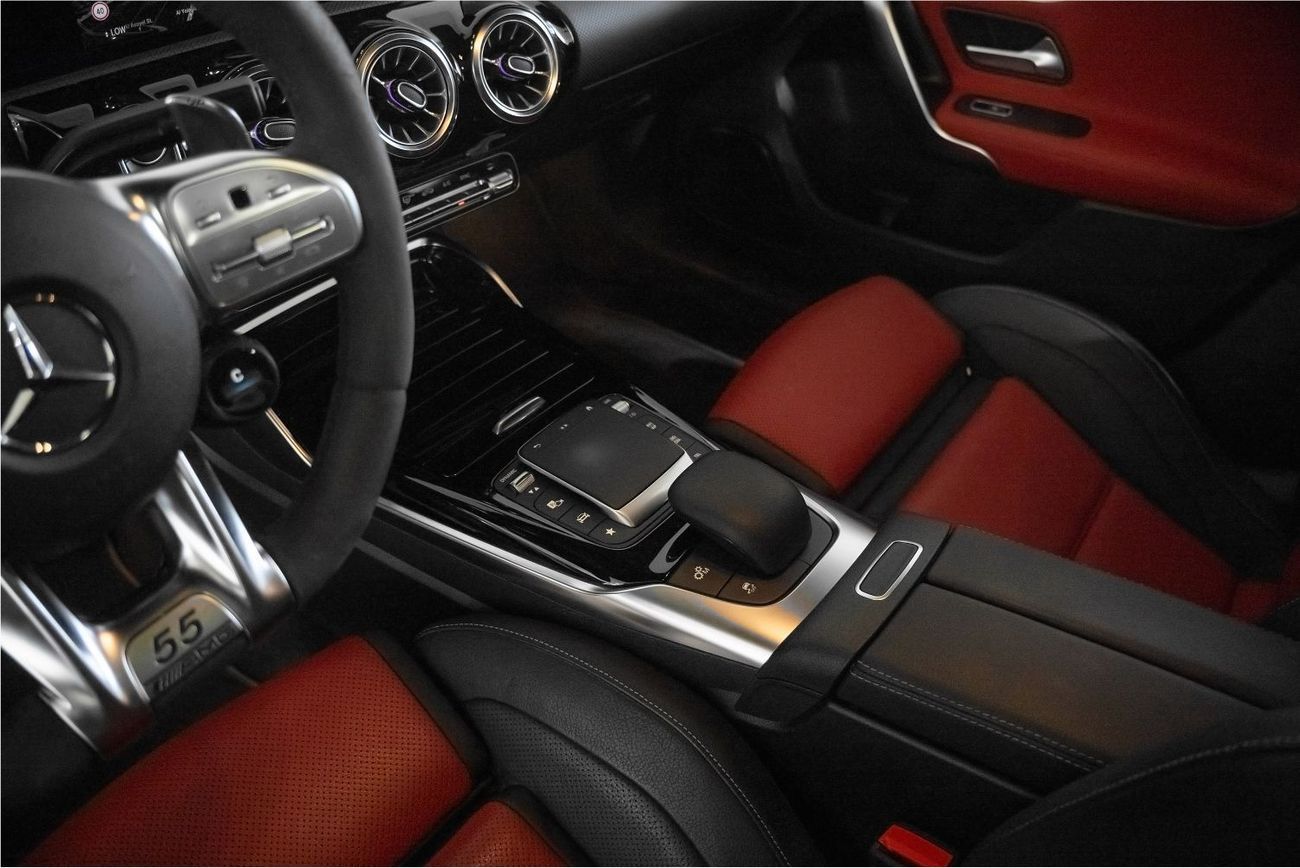 Mercedes-Benz A 35 AMG 4MATIC Hatchback 55 Edition / Full Agency Service History