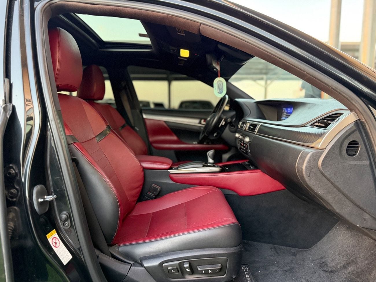 Lexus GS350 F Sport 3.5L Lexus GS350 F-Sport 2018 / USA / 126,000KM / Full Option