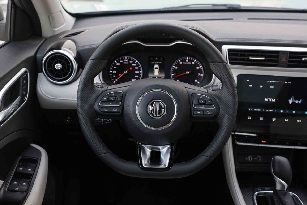 MG ZS 2025 MG ZS LUXURY 1.5 - WHITE inside BEIGE | Export Price