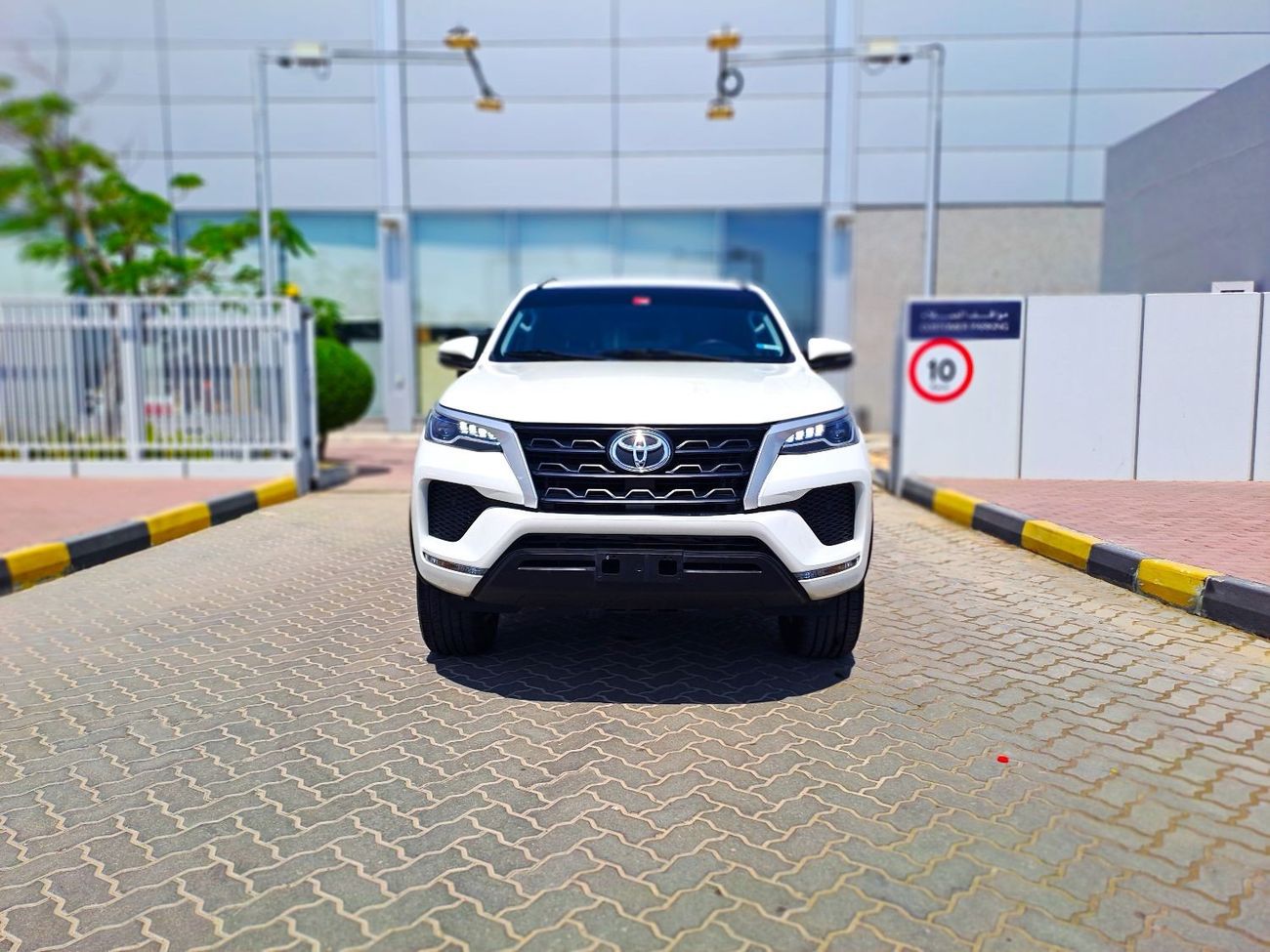 Toyota Fortuner EXR GCC V4
