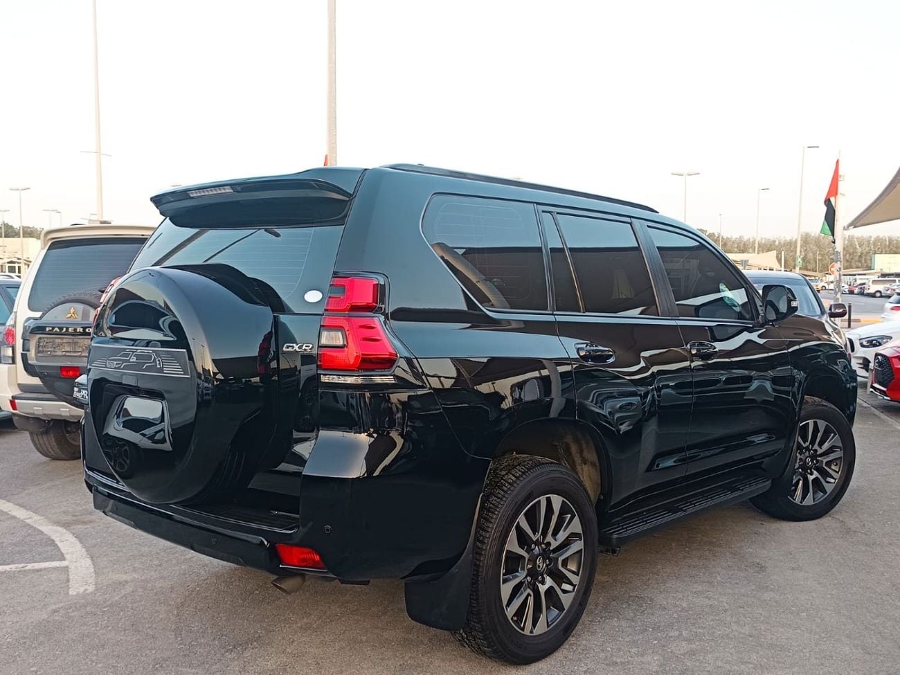 تويوتا برادو PRADO GXR 4.0L AWD BLACK 2022