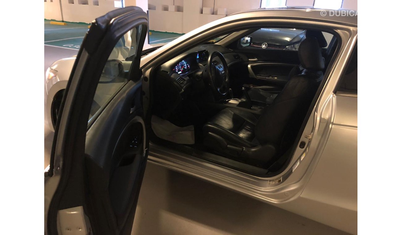 هوندا أكورد كوبيه - 2012 - Sports - Full Option