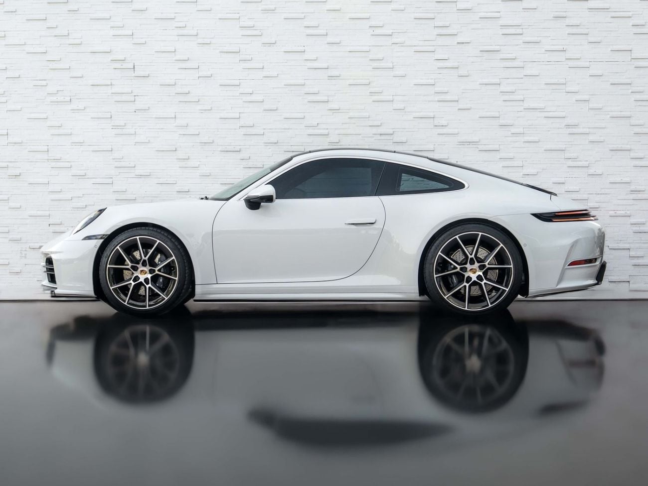 Porsche 911 CARRERA S Porsche 911 Carrera 2025