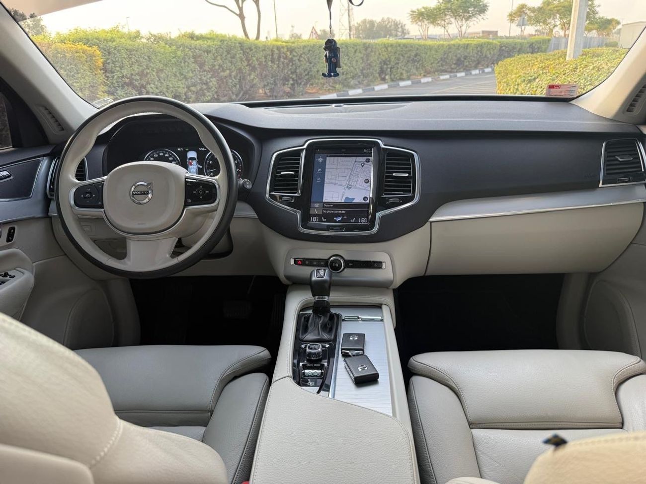 Volvo XC90 MOMENTUM PLUS