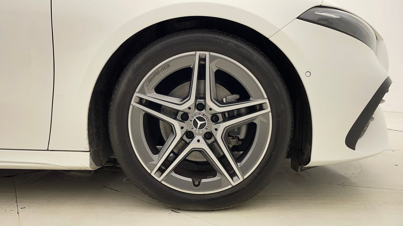 Mercedes-Benz A 200 AMG PREMIUM 1.3 | Zero Down Payment | Home Test Drive