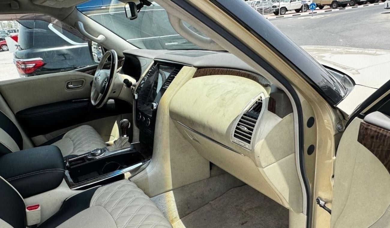 نيسان باترول Petrol 5.6 Liter Hand Drive Full Option only for export available