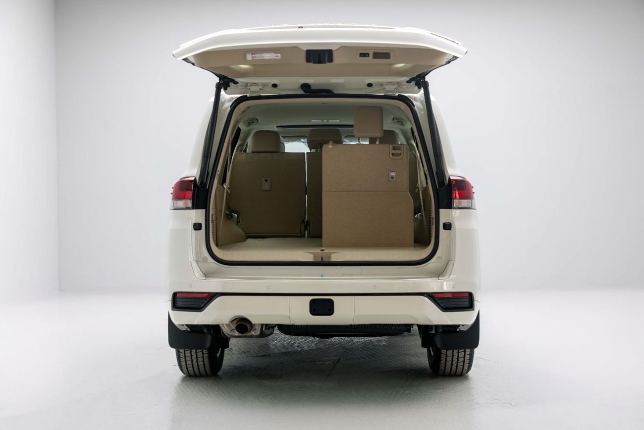 Toyota Land Cruiser GXR 4.0L - White Pearl Inside Beige | Export Only