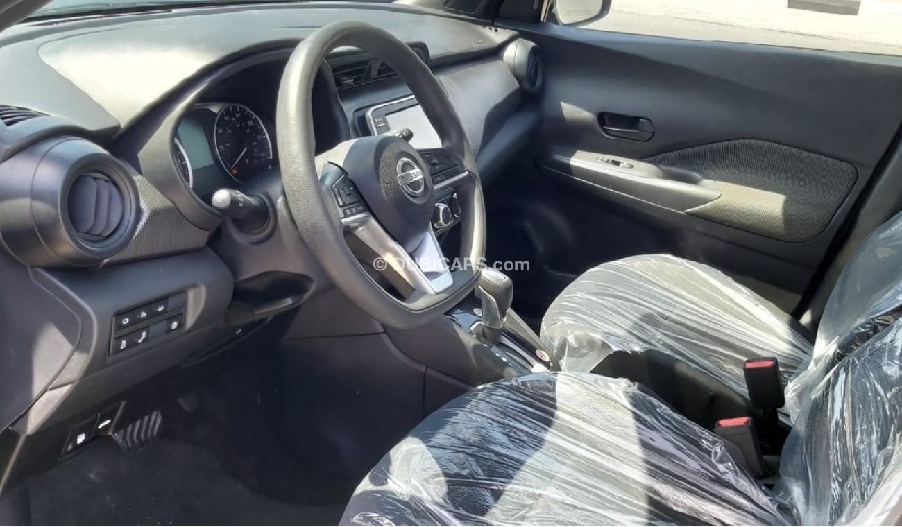 Nissan Kicks S