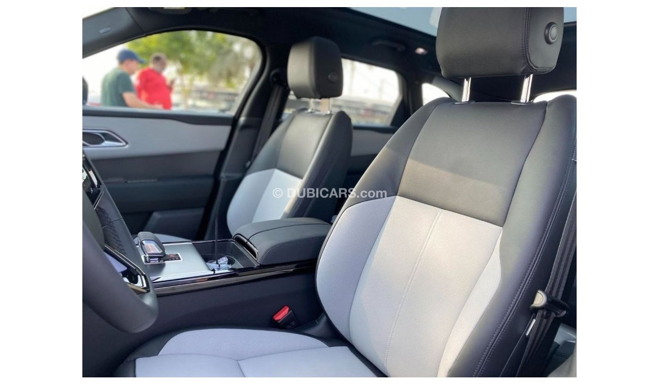 Land Rover Range Rover Velar **2024**GCC SPEC UNDER WARRANTY AND SERVICE CONTRACT