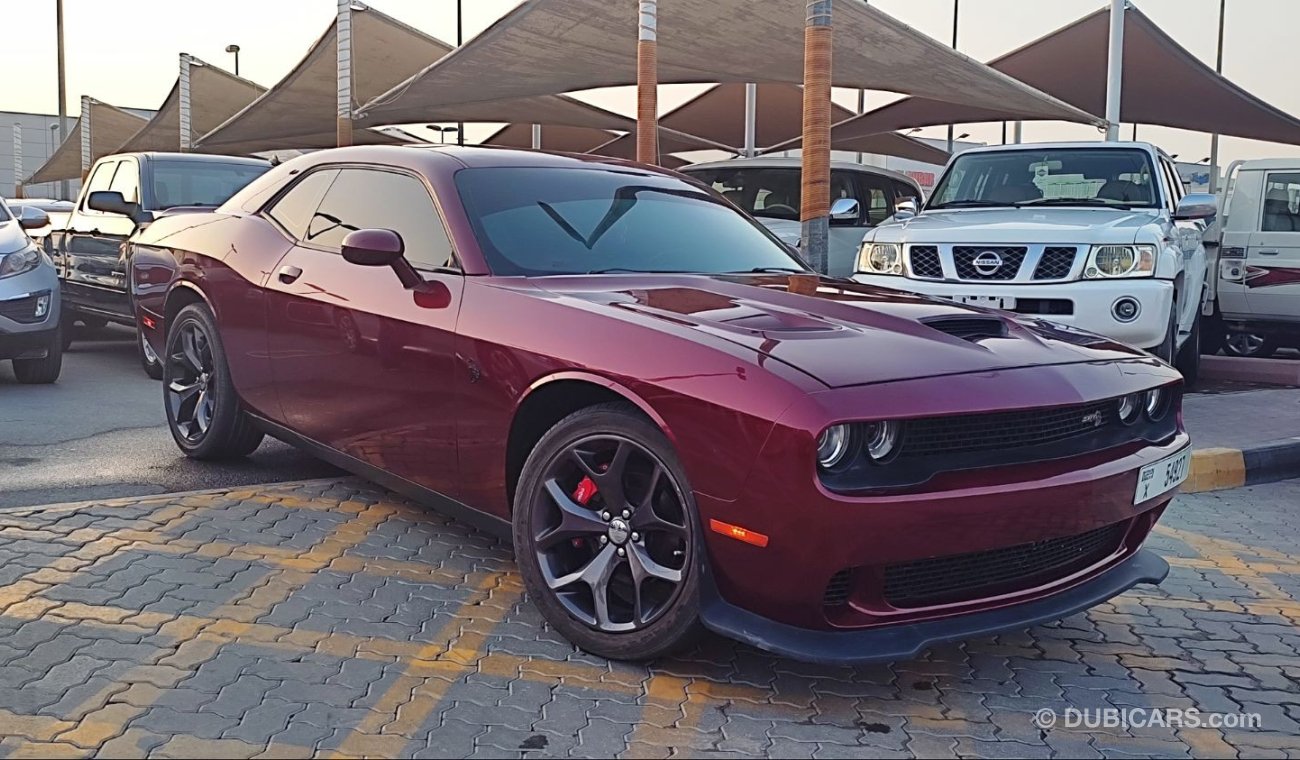 Dodge Challenger SXT