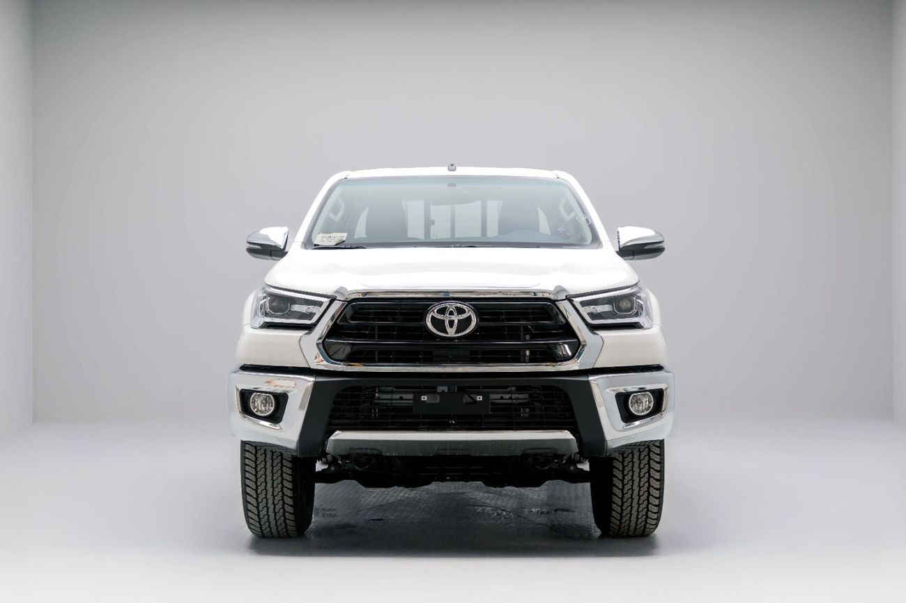 Toyota Hilux Double Cab 2.7L - Super White Inside Red | Export Only