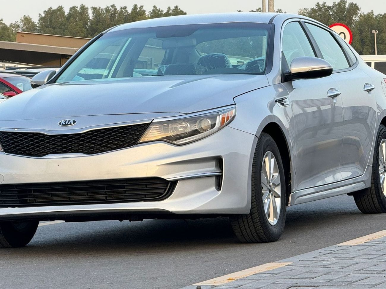 Kia Optima EX 2.4L (178 HP)