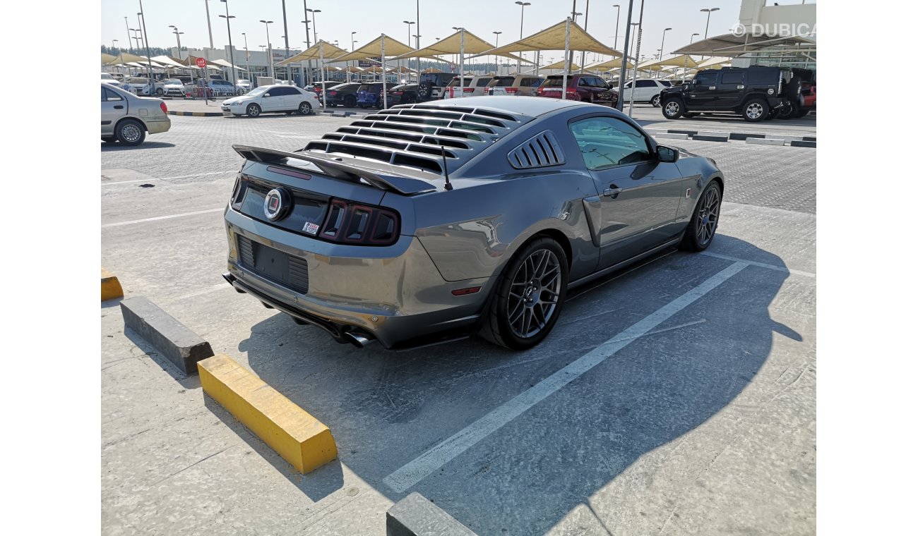 Ford Mustang BOSS 302