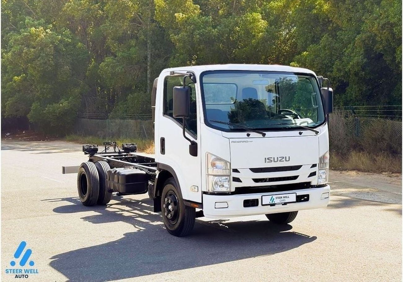 Isuzu NPR Reward 3.0L RWD 3 Ton / 14 Ft. Short Chassis / Good Performance / Book Now!
