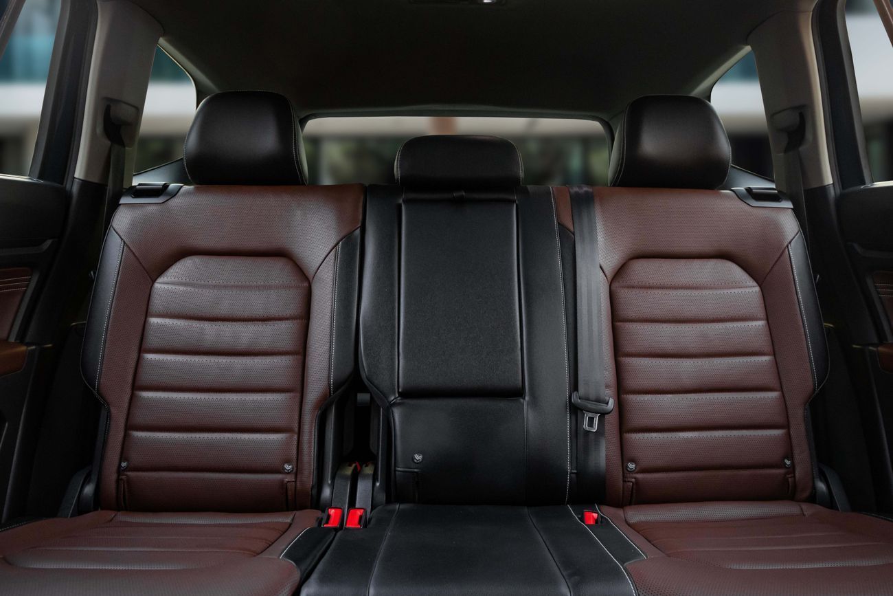 Volkswagen Teramont Teramont Highline | 2,350 P.M | 0% Downpayment | AGENCY WARRANTY | Ramadan Offer!