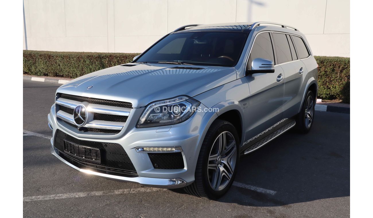 Mercedes-Benz GL 500 V8 GCC.