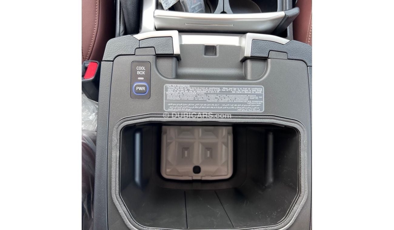 Toyota Land Cruiser VXR