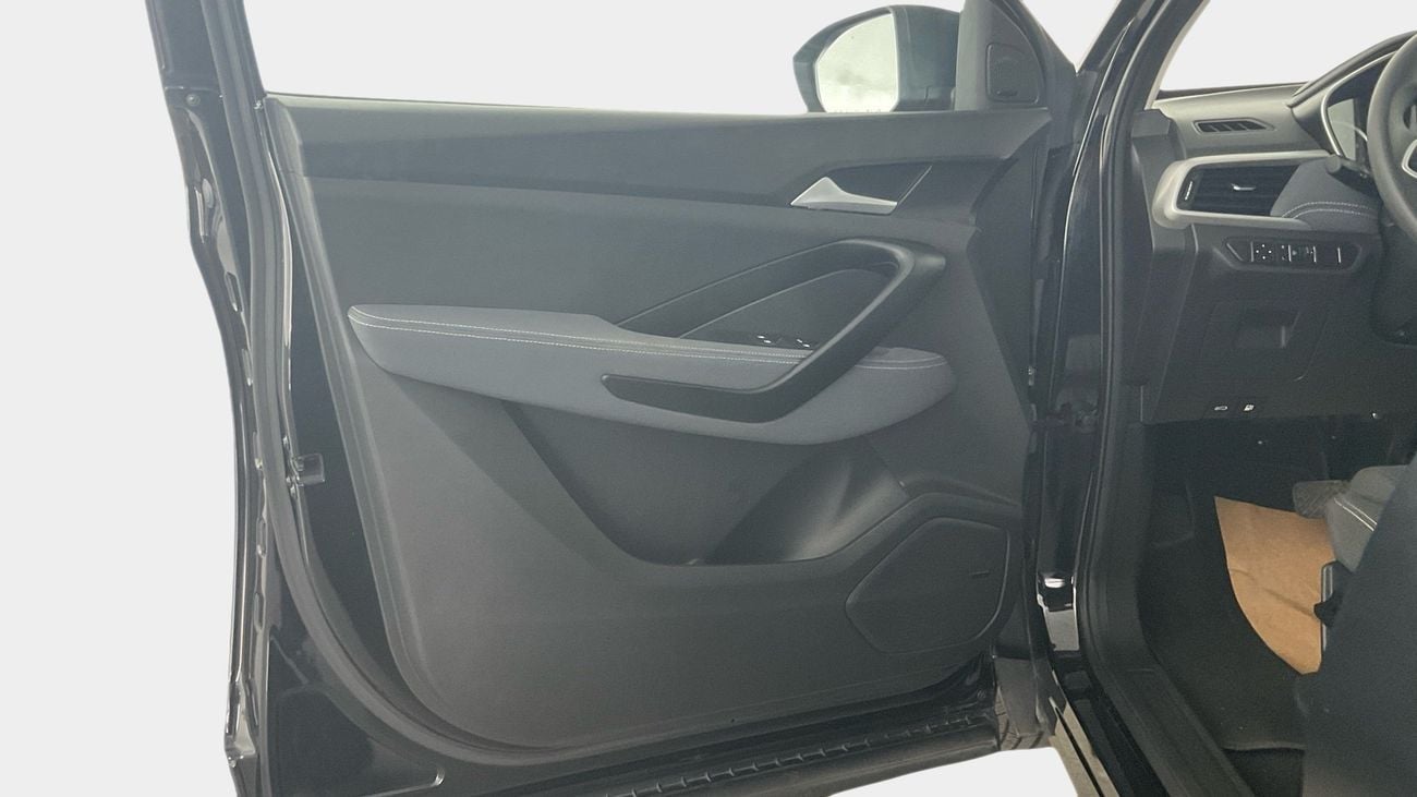 شيفروليه كابتيفا 1.5T CVT LS 2WD 7 SEATS RVC CLOTH | شامل الضمان | 0 ﺪﻔﻋﺓ ﺃﻮﻟﻯ