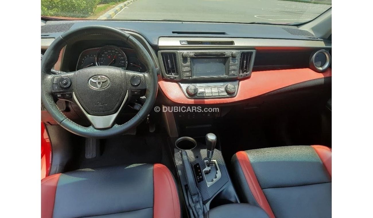 Toyota RAV4 VXR Toyota rav_4  (USA-SPEC) 4*4 - 2015- VERY GOOD CONDITION