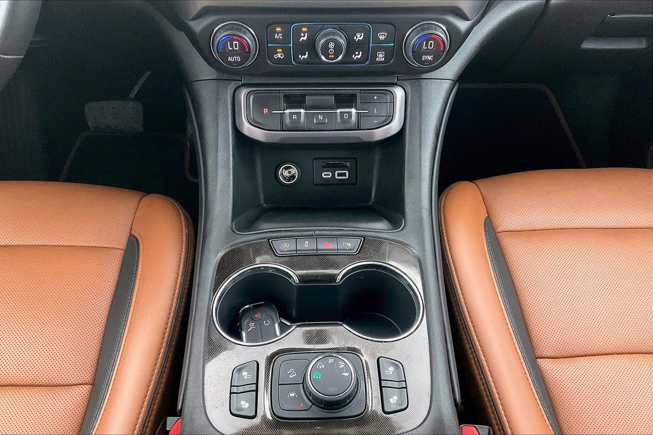 جي أم سي أكاديا AT4 | National Day Celebration | شامل الضمان | 0 ﺪﻔﻋﺓ ﺃﻮﻟﻯ