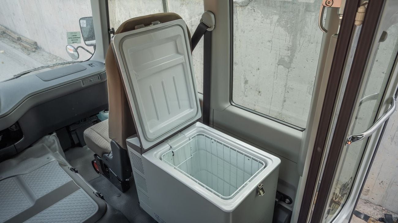 Toyota Coaster TOYOTA COASTER 2.8 DSL 22SEATS -2025YM