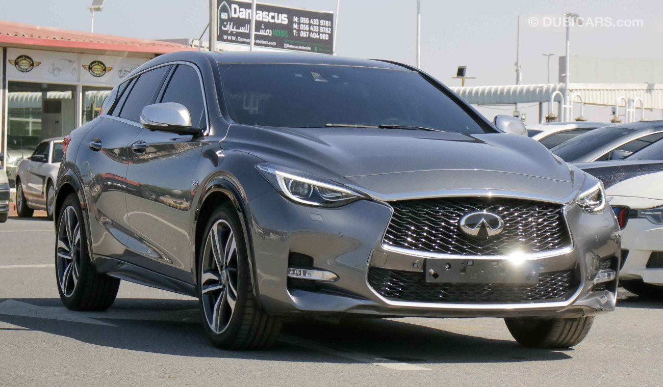 Infiniti Q30 S 2.0t