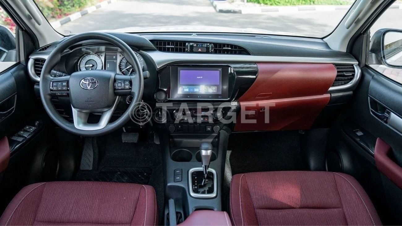 تويوتا هيلوكس GLX Toyota hilux 2.7L petrol  MY 2026