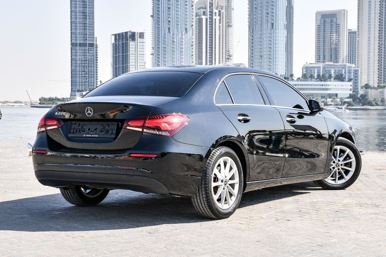 مرسيدس بنز A 220