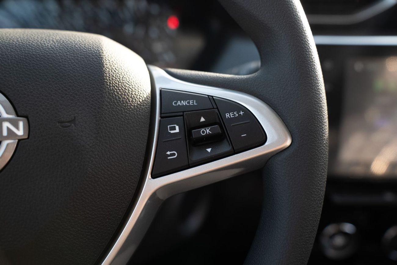 نيسان ماغنيت SL